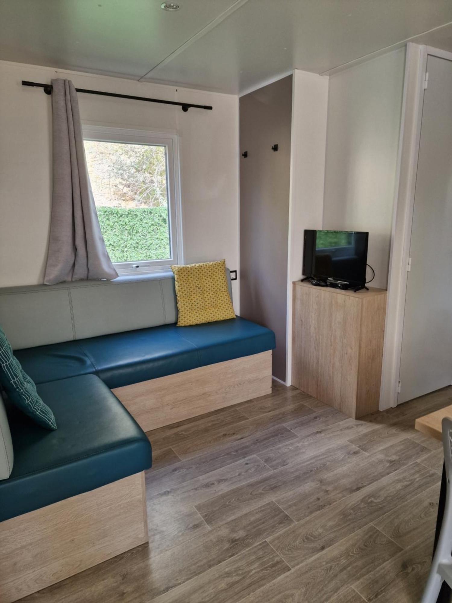 Mobilhome Clim Tele La Falaise 4 Etoiles Narbonne Exteriör bild